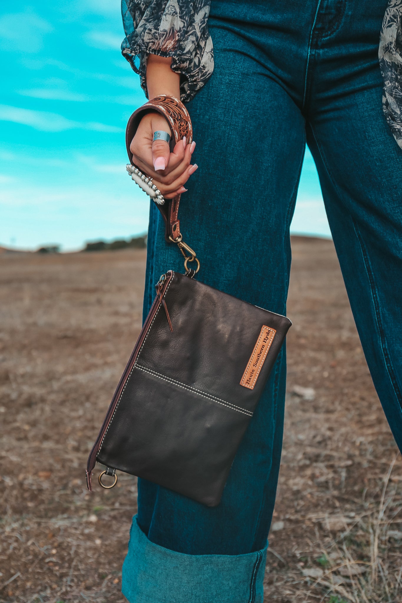 The Claudette Wristlet / Crossbody